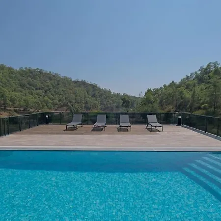 Luxurious And Serene Surrounded By Stunning Mountain View 4* Fethiye